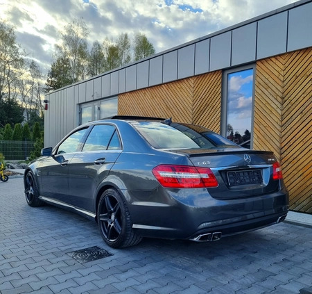 Mercedes-Benz Klasa E cena 126000 przebieg: 139000, rok produkcji 2010 z Łańcut małe 781
